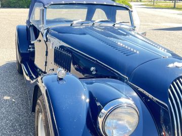 Morgan Plus 8